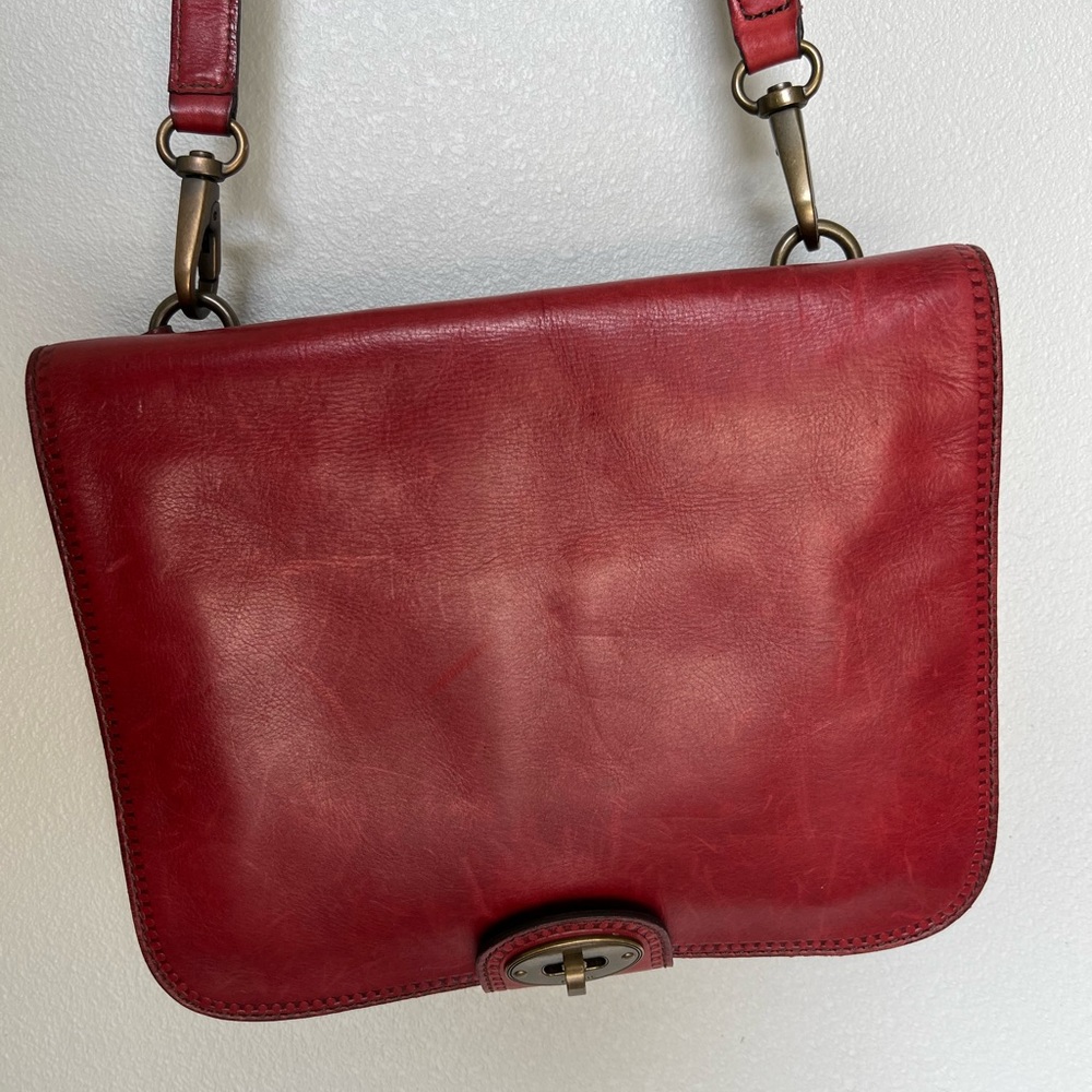 Fossil Red Leather Saddle Crossbody